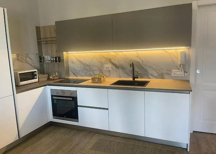 Summer Paradise 巴里